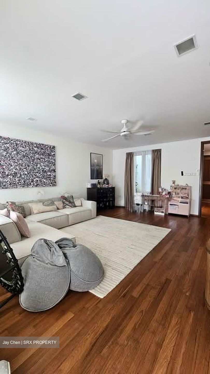 Gallop Green (D10), Condominium #569730021